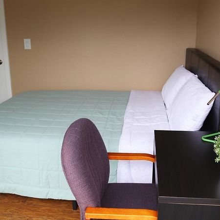 Quiet, Clean And Comfortable Room Seattle Esterno foto
