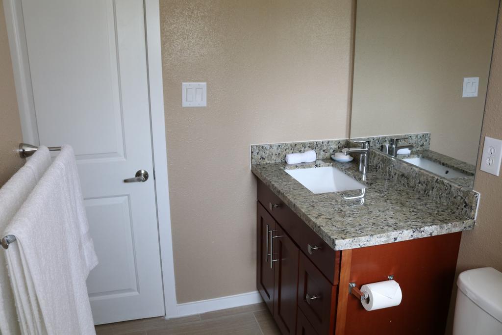 Quiet, Clean And Comfortable Room Seattle Esterno foto