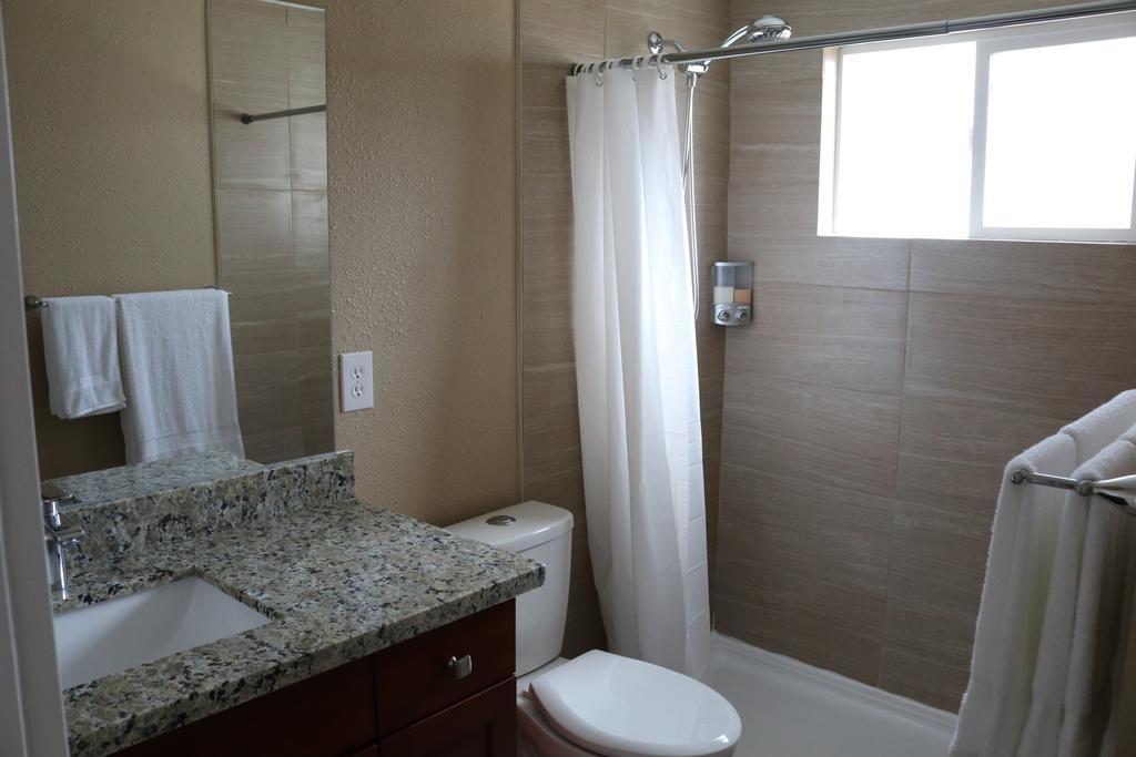 Quiet, Clean And Comfortable Room Seattle Esterno foto